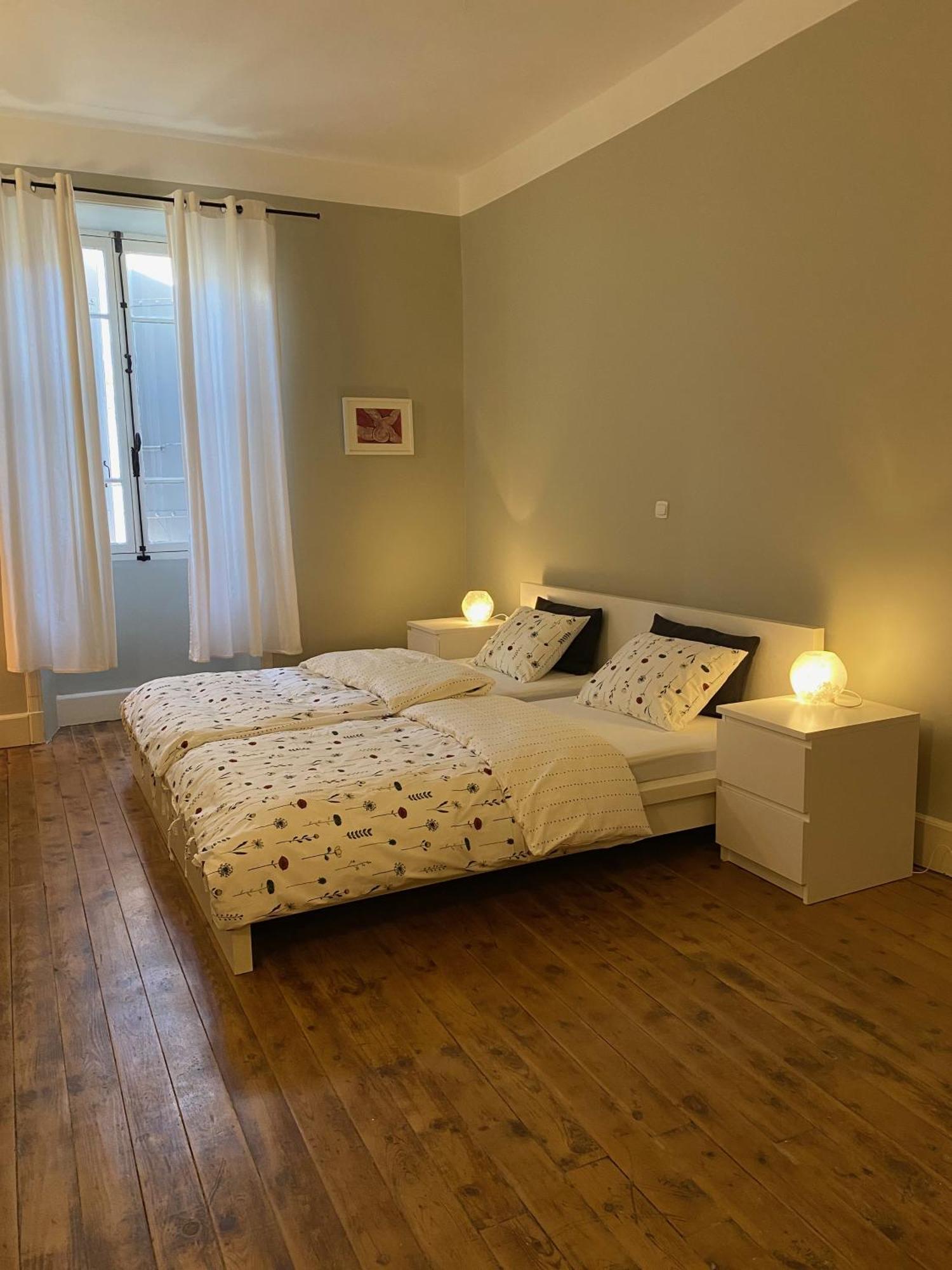 サラヴァ Le Ciel Par-Dessus Le Toit Bed & Breakfast エクステリア 写真